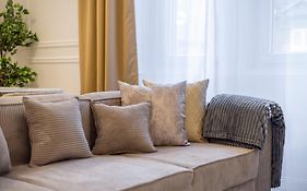 Exclusive & Prestigious Central Residence W/ Balcony